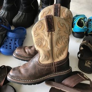Boys Justin Boots Size 11